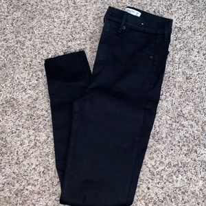 Super Skinny Ultra High Rise